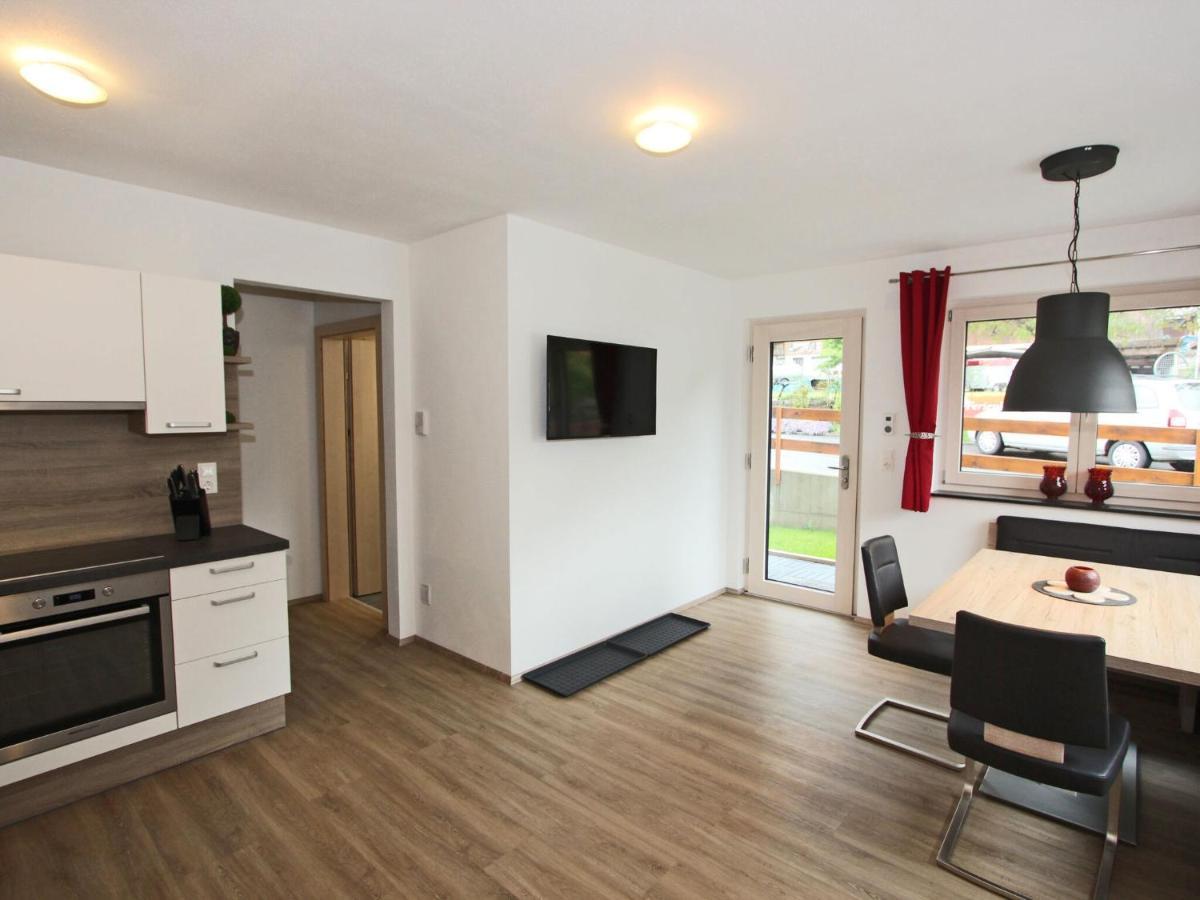 Quiet Holiday Flat Near The Mayrhofen Ski Area Швендау Екстериор снимка