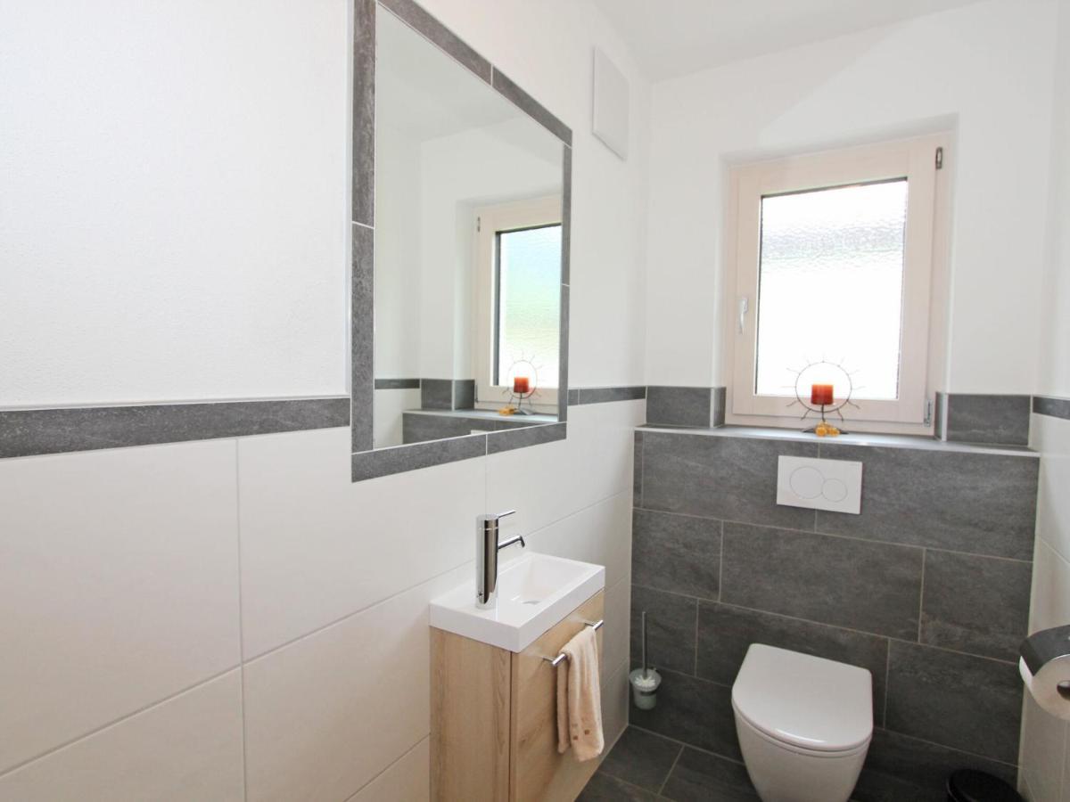 Quiet Holiday Flat Near The Mayrhofen Ski Area Швендау Екстериор снимка